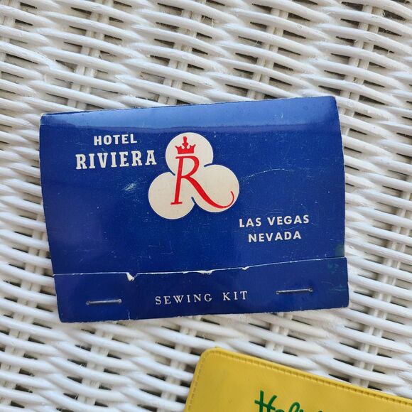 Vintage Travel Sewing Kits Hotel Riviera Las Vegas NV Holiday Inn Lafayette IN - Picture 4 of 10